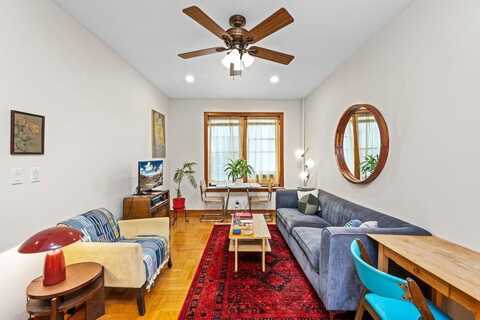 7609 4th Avenue, Brooklyn, NY 11209