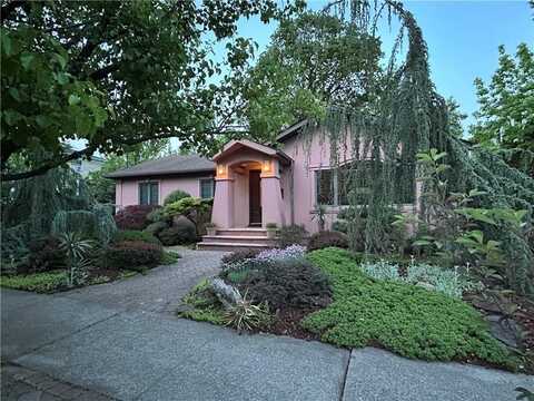 337 Eltingville Boulevard, Staten Island, NY 10312