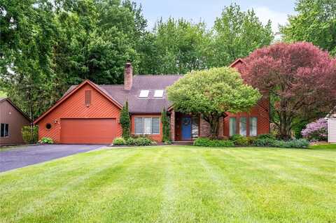 41 Pond Valley Circle, Penfield, NY 14526