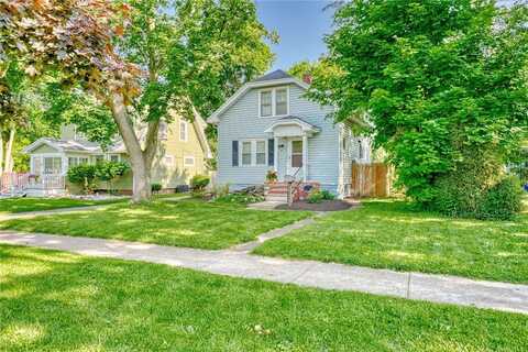 42 Worcester Road, Greece, NY 14616