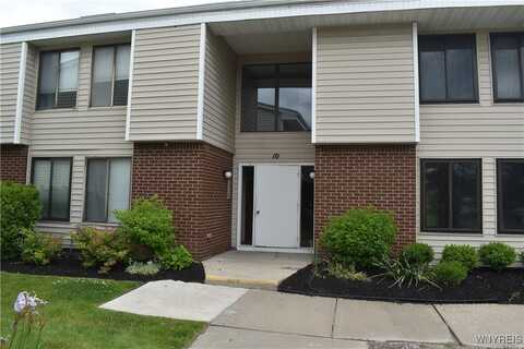 10 Southcreek Court, Amherst, NY 14051