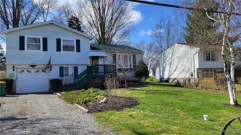 6856 E High Street, Lockport, NY 14094