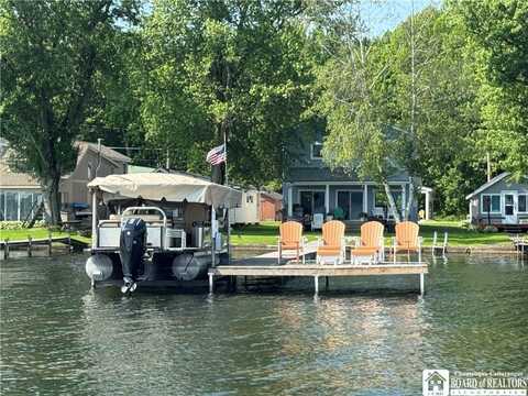26 Loomis Bay Road, Best, NY 14710