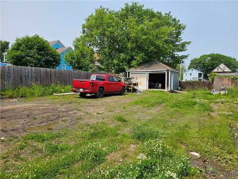 28 Kernan Avenue, Utica, NY 13501