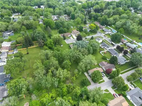 297 Norwood Drive, West Seneca, NY 14224
