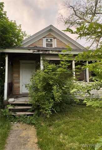 1374 Michigan Avenue, Niagara Falls, NY 14305