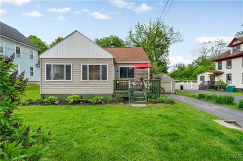 127 1/2 Oxford Road, New Hartford, NY 13413