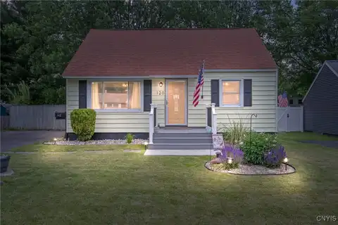 120 Gordon Road, Clay, NY 13212