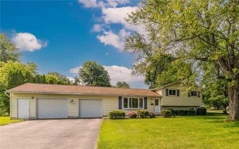 123 Harmony Drive, Greece, NY 14626