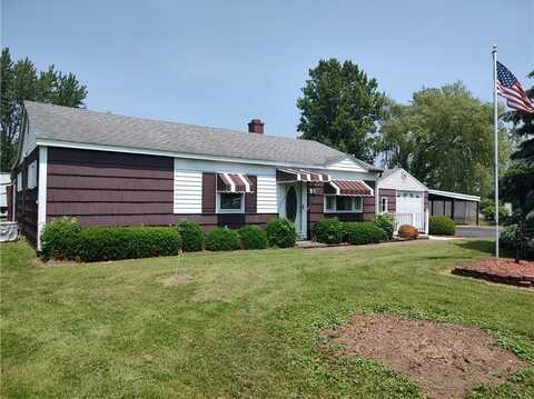 15 Douglas Drive, Waterloo, NY 13165