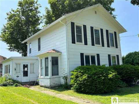 26 Central Avenue, Portland, NY 14716