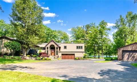 5621 Homestead Road, Boston, NY 14075