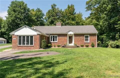 4252 Quinby Drive, Hamburg, NY 14075