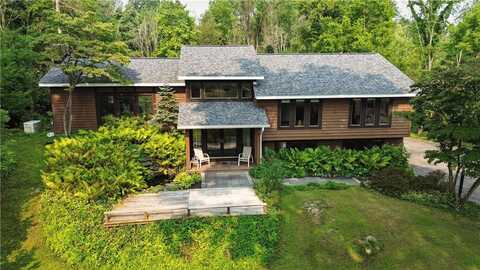 1324 New Seabury Lane, Victor, NY 14564