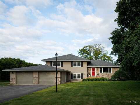 22415 Riverbend Drive E, Le Roy, NY 13601
