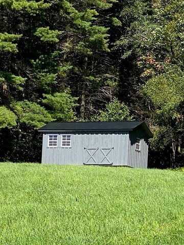 22 Stonehouse Road, Great River, NY 13739