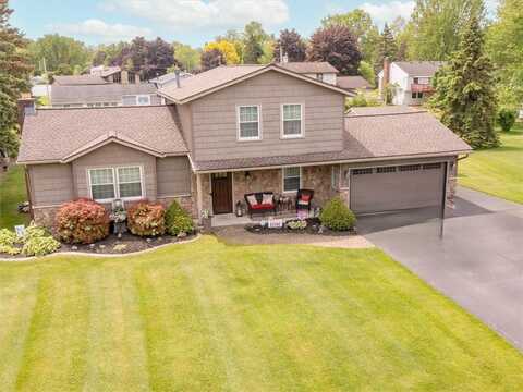 57 Stone Fence Circle, Greece, NY 14626