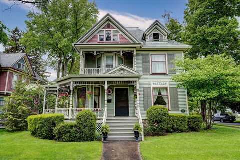294 N Main Street, Canandaigua, NY 14424