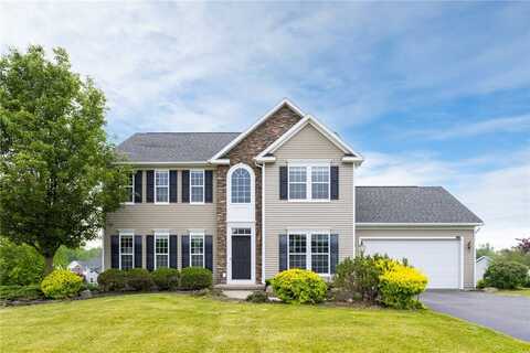 6 Finch Wood Lane, Penfield, NY 14526