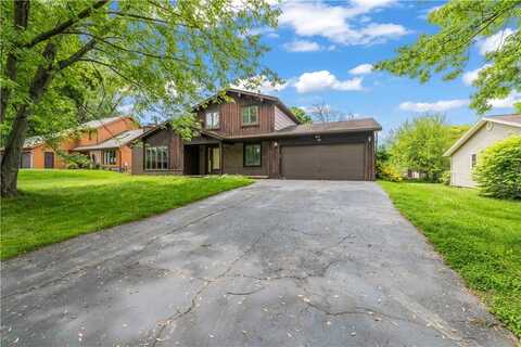 33 Wayne Drive, Greece, NY 14626