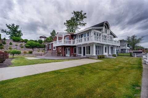2039 E River Road, Grand Island, NY 14072