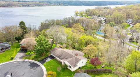 23 Eagle Rock Drive, Irondequoit, NY 14609