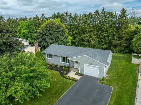 70 Beacon Hills Drive N, Penfield, NY 14526