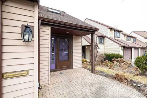 35 Menlo Place, Rochester, NY 14620