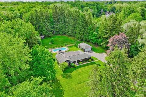 454 Whiting Road, Webster, NY 14580