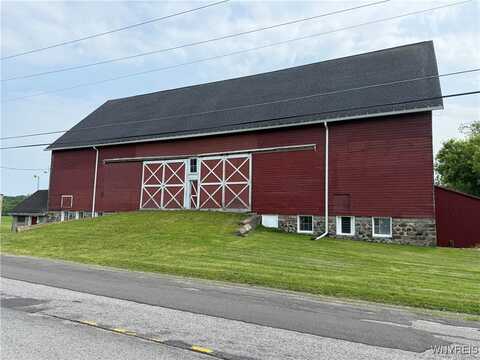 11237 Porterville Road, Marilla, NY 14052