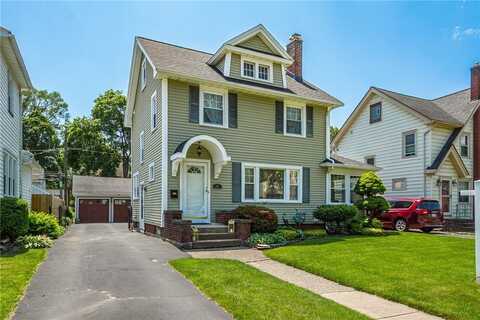 207 Wimbledon Road, Irondequoit, NY 14617