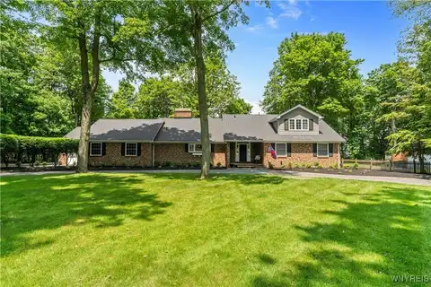 9800 Hollingson Road, Clarence, NY 14031