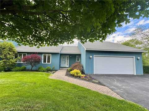 111 Spyglass Lane, Manlius, NY 13066