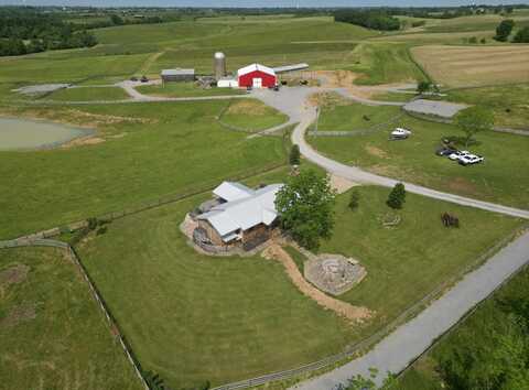 187 Peacock Farms Lane, Flemingsburg, KY 41041