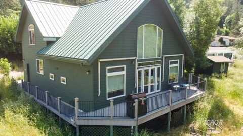 291 Thistle Ln, Douglas City, CA 96024