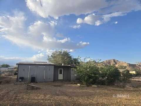 30 W Hawkins, Big Water, UT 84741