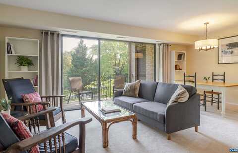 511 N 1ST ST, CHARLOTTESVILLE, VA 22902