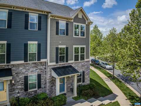 905 FLAT WATERS LN, CHARLOTTESVILLE, VA 22911