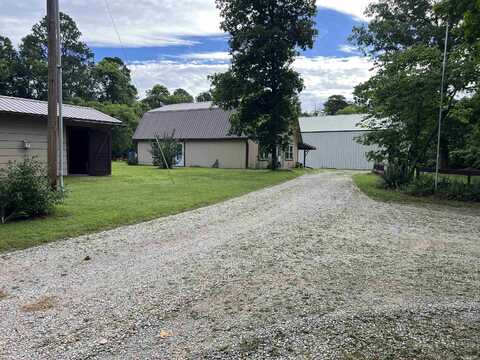 526 Iron Mountain Road, Mountain View, AR 72560