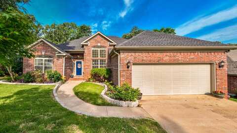 181 Diamond Pointe Drive, Maumelle, AR 72113