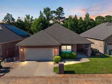 8 Pennsylvania Court, Little Rock, AR 72223