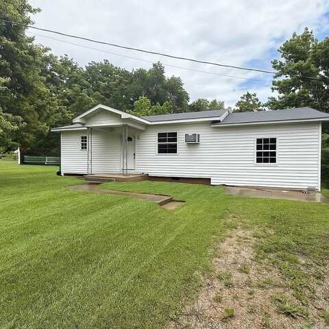 131 N Pine Street, Salem, AR 72576