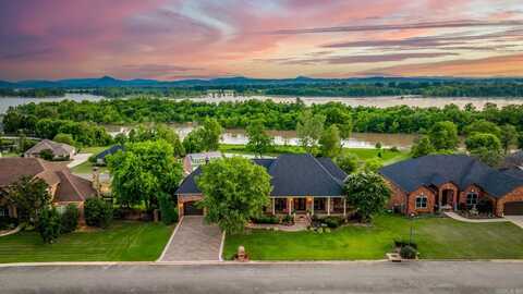 95 River Road Drive West, Mayflower, AR 72106