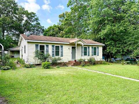 300 Michelle Avenue, White Hall, AR 71602