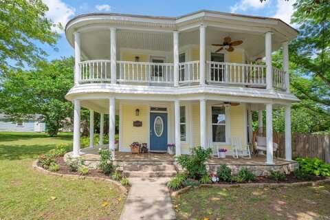 604 Tenth Street, Mena, AR 71953