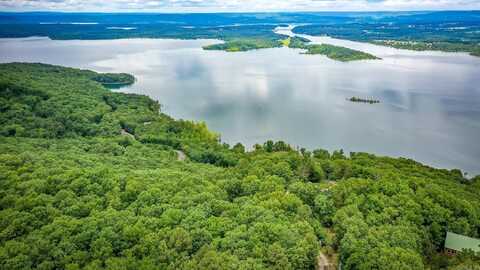200 Diamond Point Road, Quitman, AR 72131