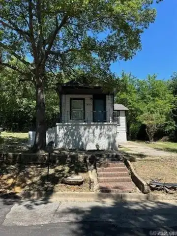 1613 Johnson Street, Little Rock, AR 72204