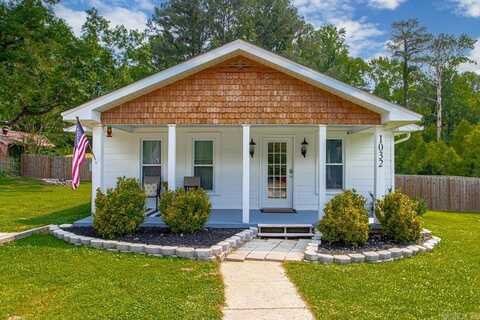 1032 Virginia Avenue, Bauxite, AR 72011