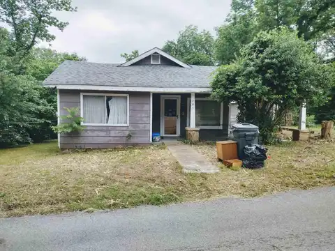 205 N Peabody, Mountain View, AR 72560