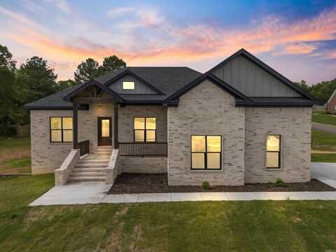 1 Whippoorwill Dr., Greenbrier, AR 72058